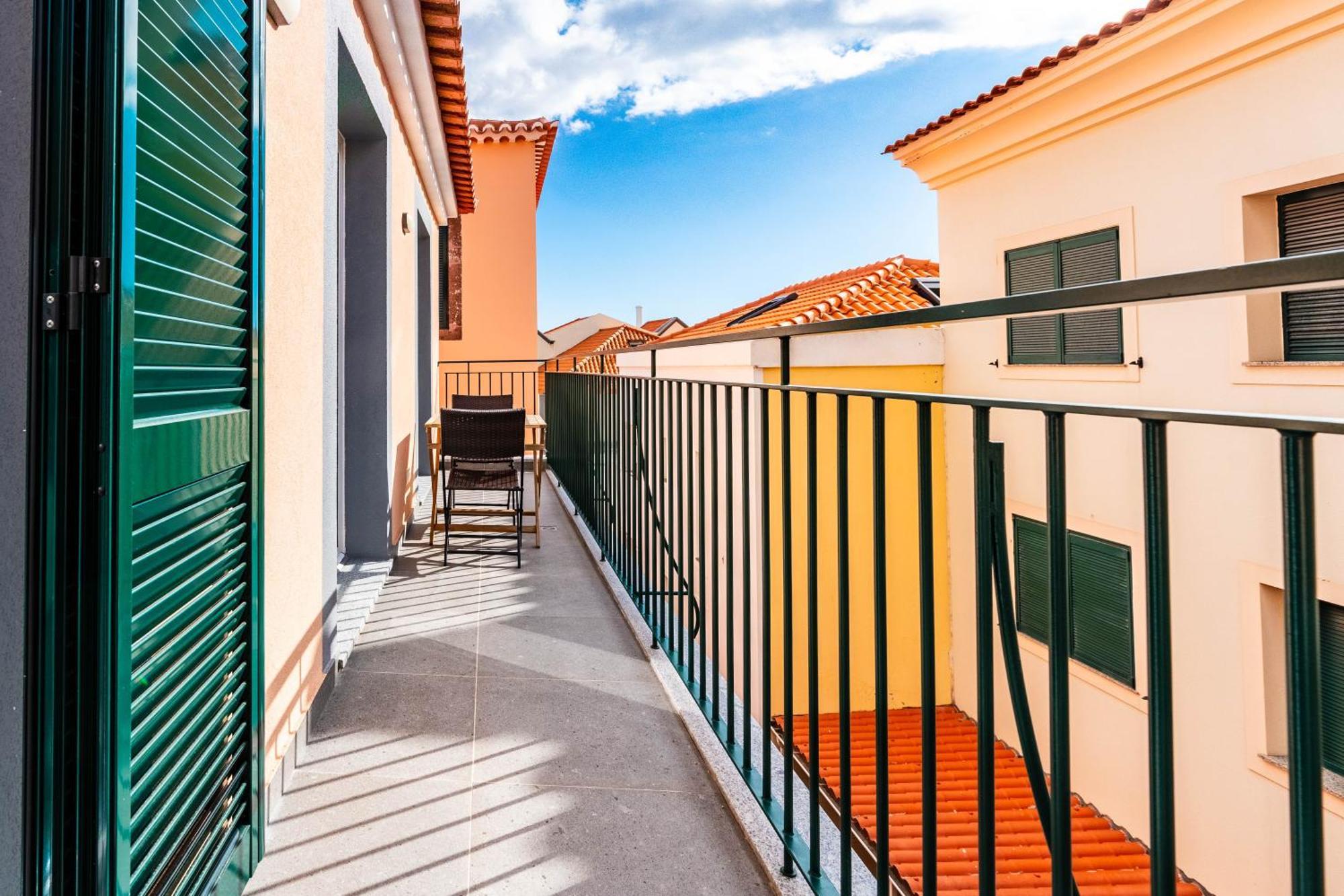 Terrace In Carmo Apartamento *